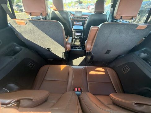 Used 2023 Lincoln Aviator Reserve w/ Equipment Group 201A AWD/4WD image 59