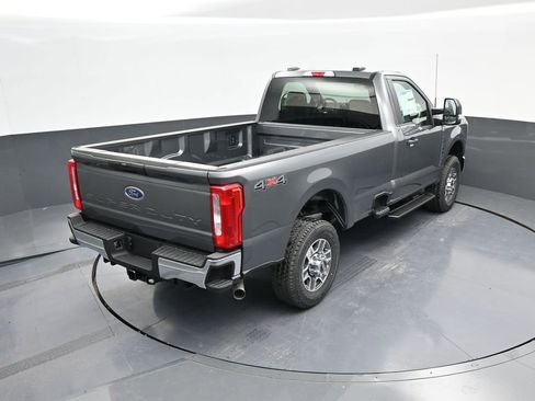New 2025 Ford F350 XLT image 40
