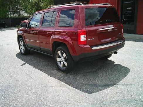 Used 2017 Jeep Patriot High Altitude AWD/4WD image 15