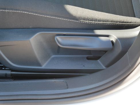 Used 2025 Volkswagen Jetta S image 20