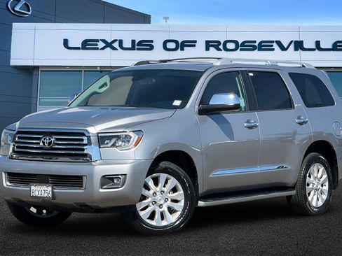 Used 2018 Toyota Sequoia Platinum w/ Carpet Mat Package AWD/4WD image 1