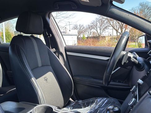 Used 2020 Honda Civic Sport image 15