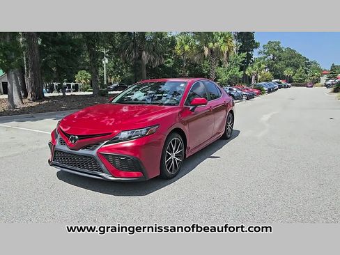Used 2023 Toyota Camry SE FWD image 19