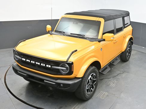 Used 2022 Ford Bronco Outer Banks image 37