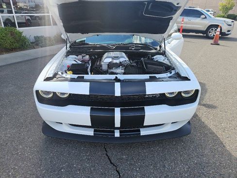 Used 2020 Dodge Challenger SRT Hellcat Redeye image 26