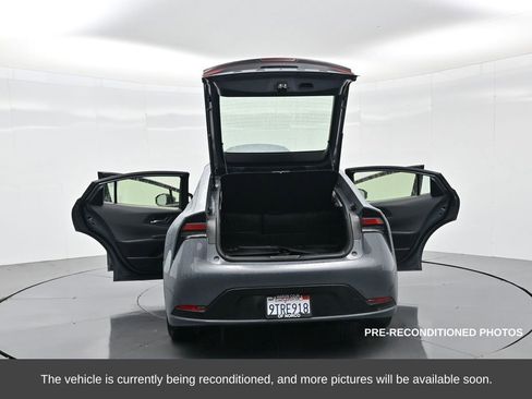 Used 2025 Toyota Prius XLE image 37