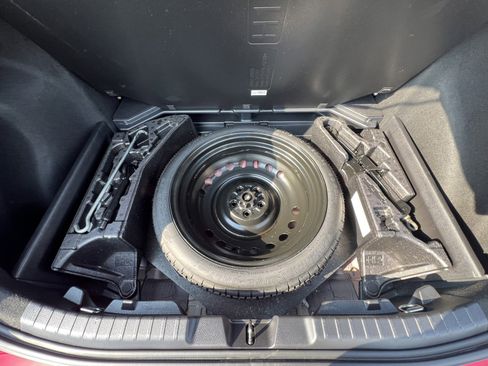 Used 2022 Toyota Corolla XSE FWD image 11