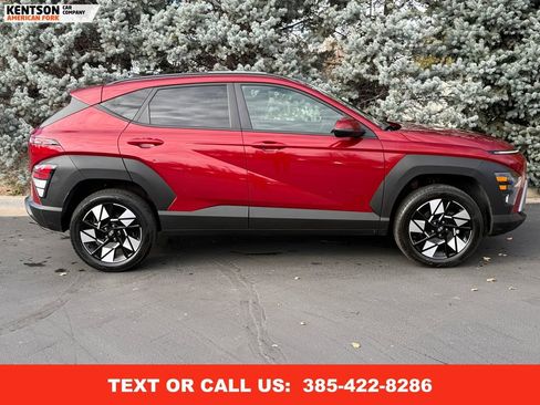 Used 2025 Hyundai Kona SEL image 11