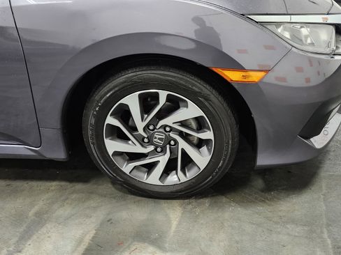 Used 2016 Honda Civic EX image 11