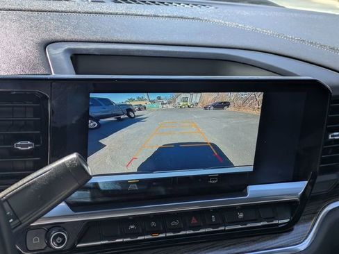 Used 2023 Chevrolet Silverado 1500 LT image 23