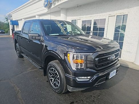 Used 2022 Ford F150 XLT w/ Equipment Group 302A High AWD/4WD image 2