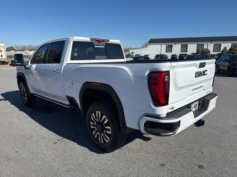 New 2026 GMC Sierra 2500 Denali Ultimate w/ Max Trailering Package image 4