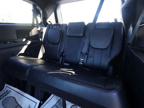 Used 2019 Dodge Grand Caravan GT FWD image 26