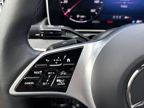 Used 2025 Mercedes-Benz C 300 Sedan image 15