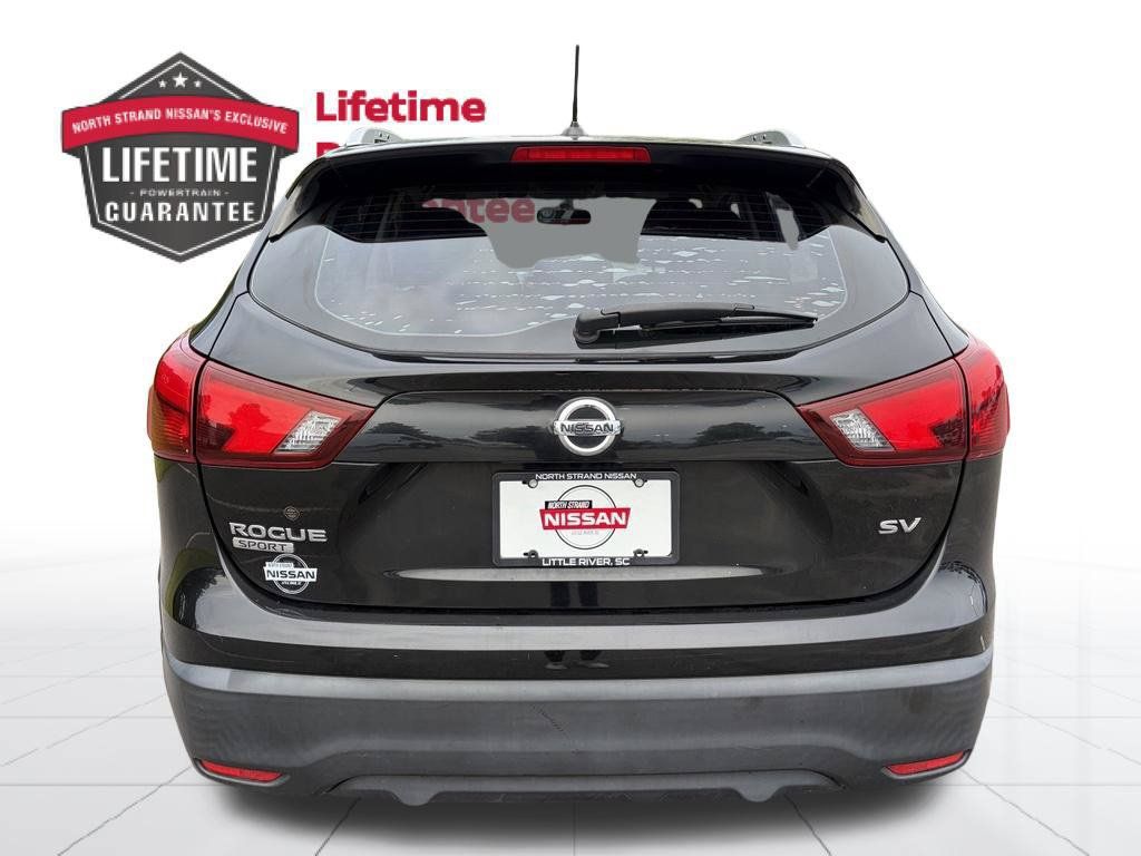 Used 2018 Nissan Rogue Sport SV w/ SV All-Weather Package FWD image 3