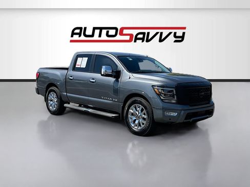 Used 2020 Nissan Titan SL w/ Moonroof Package RWD image 1