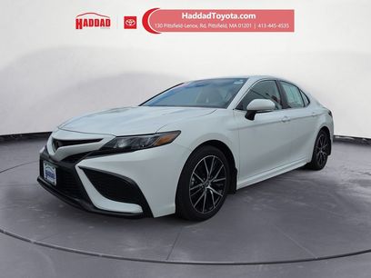 Used 2024 Toyota Camry SE w/ Cold Weather Package