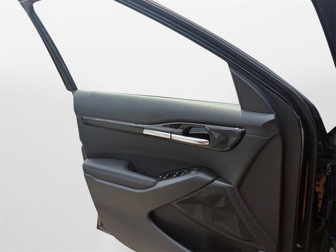 New 2025 Kia Seltos S image 28