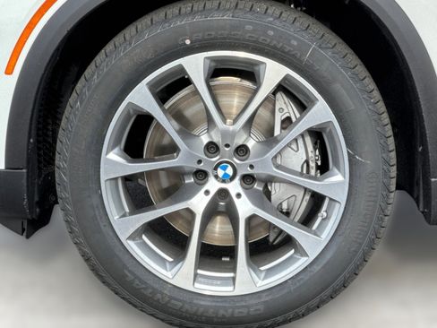 New 2026 BMW X5 xDrive50e AWD/4WD image 11