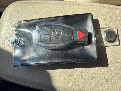 Used 2019 Mercedes-Benz GLA 250 4MATIC image 35