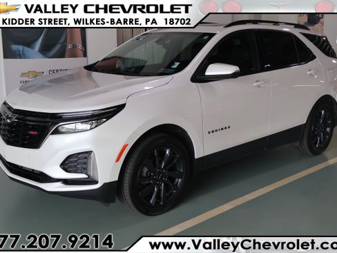 Certified 2023 Chevrolet Equinox RS w/ RS Leather Package AWD/4WD image 1