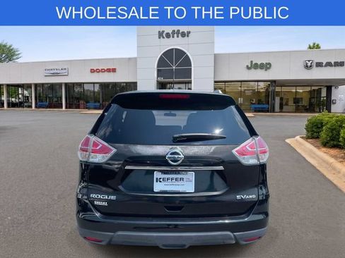 Used 2015 Nissan Rogue SV AWD/4WD image 5