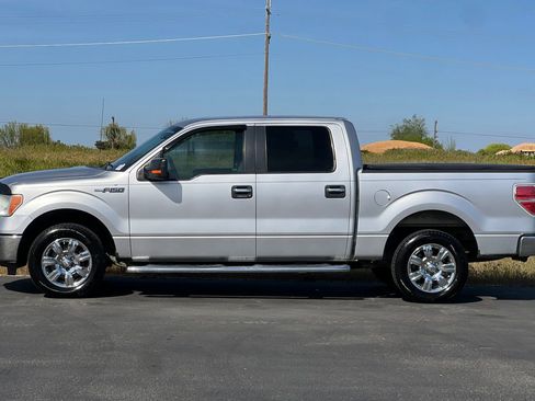 Used 2011 Ford F150 XLT w/ XLT Chrome Pkg RWD image 7