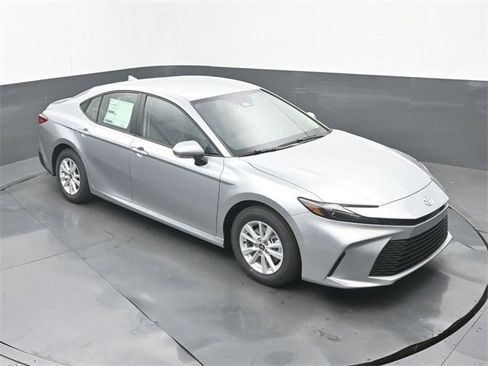 New 2026 Toyota Camry LE image 26