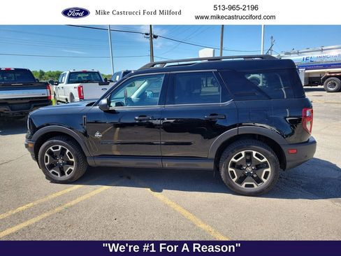 Certified 2023 Ford Bronco Sport Outer Banks w/ Tech Package AWD/4WD image 2