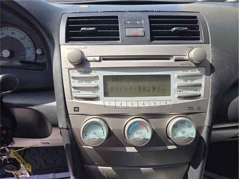 Used 2007 Toyota Camry FWD image 12