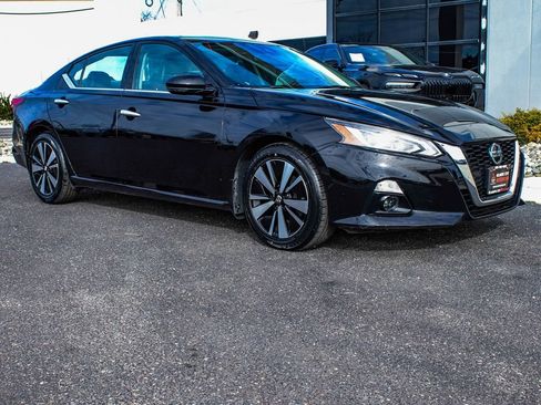 Used 2021 Nissan Altima 2.5 SL FWD image 3