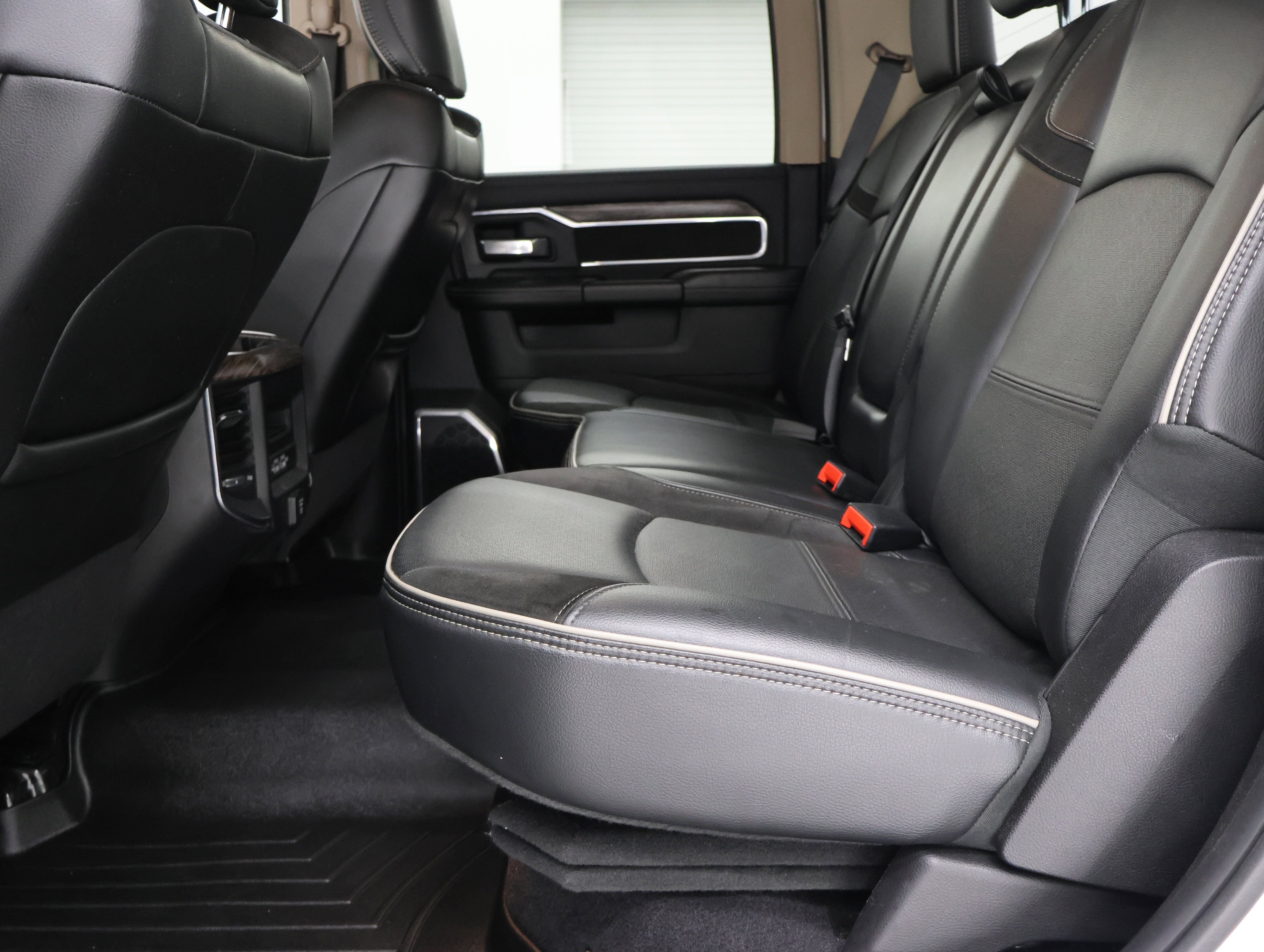 Used 2020 RAM 2500 Laramie AWD/4WD image 9