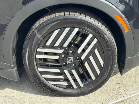 New 2026 Nissan Leaf SV+ FWD image 24