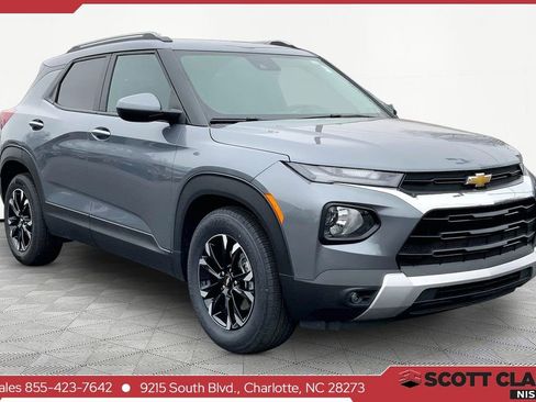 Used 2022 Chevrolet TrailBlazer LT w/ Convenience Package image 1