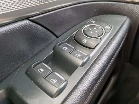 Used 2019 Ford Explorer XLT w/ Class III Trailer Tow Package image 22