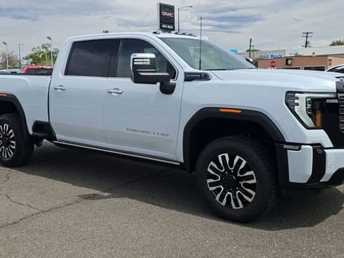 New 2026 GMC Sierra 2500 Denali Ultimate AWD/4WD image 2