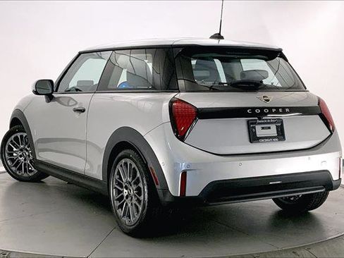 Used 2026 MINI Cooper 2-Door Hardtop image 2