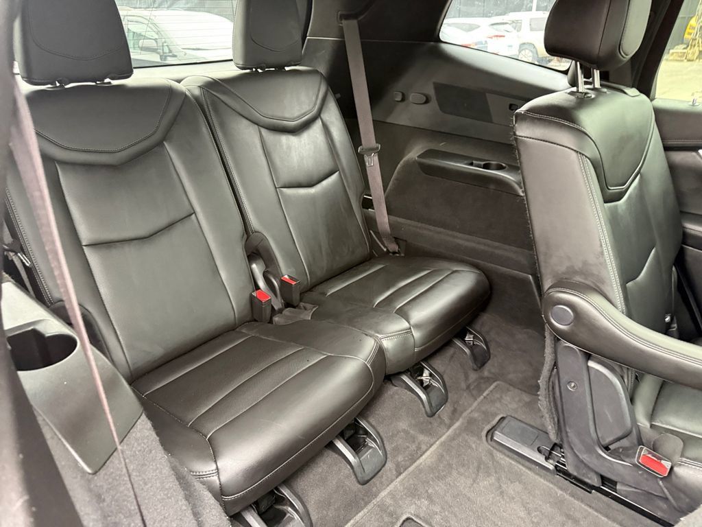Used 2021 Cadillac XT6 Sport AWD/4WD image 23