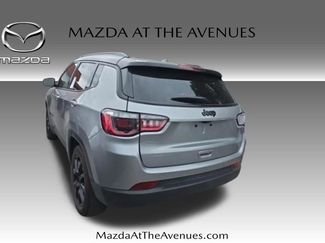 Used 2022 Jeep Compass Latitude FWD video 3