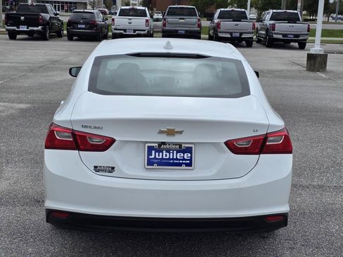 Used 2023 Chevrolet Malibu LT FWD image 3