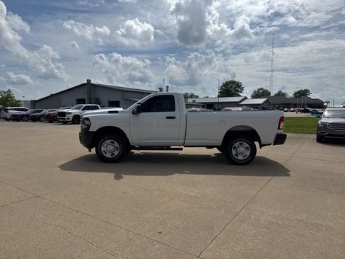 Used 2024 RAM 2500 Tradesman w/ Snow Chief Group AWD/4WD image 4
