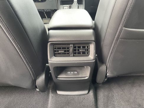 Used 2024 Honda CR-V EX-L image 16