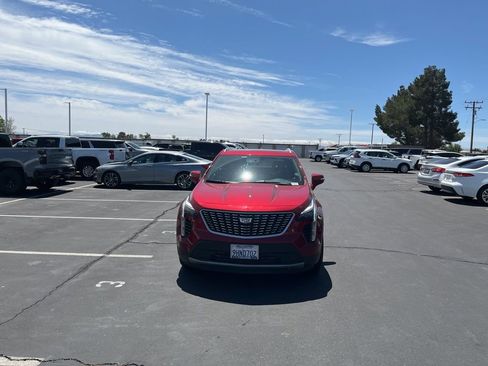 Certified 2023 Cadillac XT4 Premium Luxury image 2