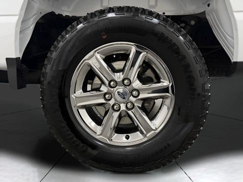 Used 2025 Ford F150 XLT w/ Equipment Group 301A Standard AWD/4WD image 23