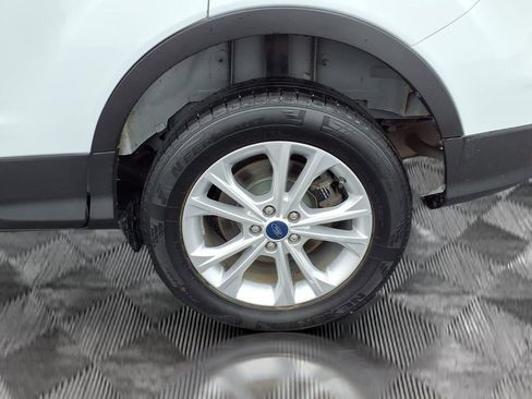 Used 2019 Ford Escape S FWD image 22