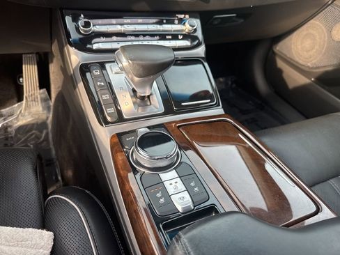 Used 2018 Genesis G90 3.3T Premium image 24