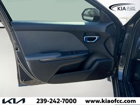 New 2025 Kia K4 LXS image 20