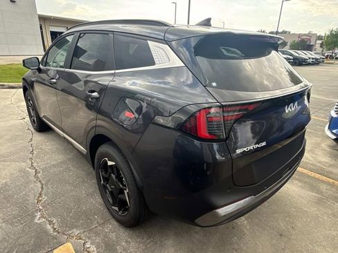 New 2026 Kia Sportage EX AWD/4WD image 6