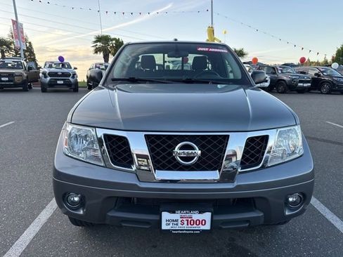 Used 2017 Nissan Frontier SV w/ SV Value Truck Package AWD/4WD image 2