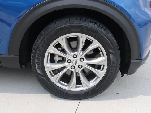 Used 2020 Ford Explorer XLT w/ Equipment Group 202A image 8